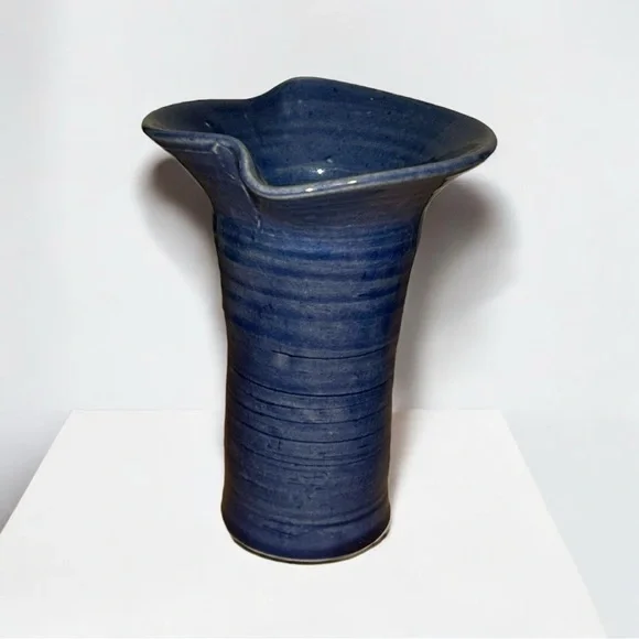 Modern Rustic Studio Pottery Vase Cobalt Blue Signed Artisan Decor Vintage Home - Picture 2 of 14